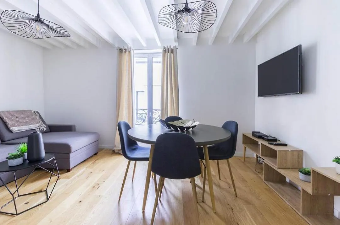 Home Suite Home Grands Boulevards 41 contacts