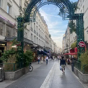 Apartamento Rue Montorgueil, París